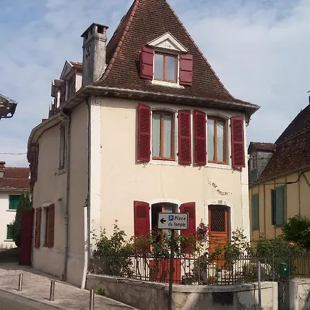 Aux Rosiers Couette-café Salies-de-Béarn